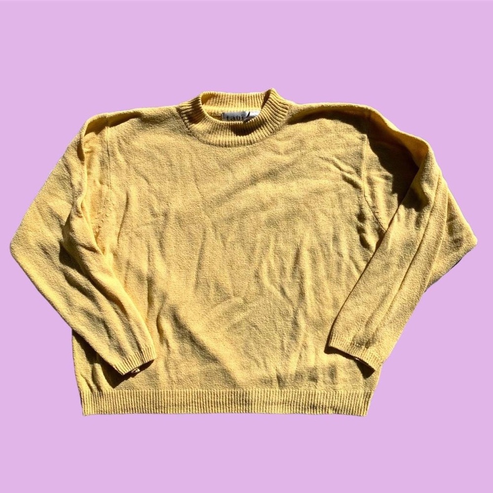 PASTEL‎ YELLOW MOCKNECK SWEATER